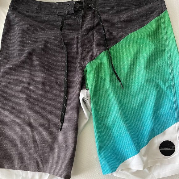 Men's O'Neill Swim Suit NWT Size 33